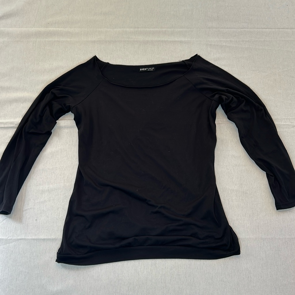 Shein Size Large Women’s Black Shirt